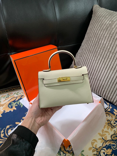 エルメス バッグ 激安背面デザイン